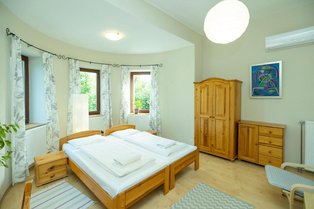 אגר Nemes Apartman מראה חיצוני תמונה